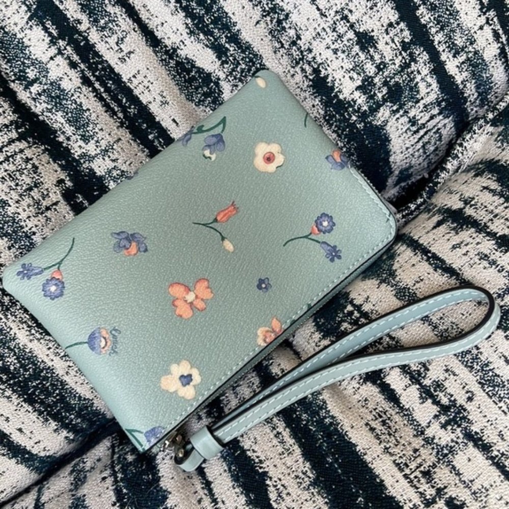 Coach Mystical Floral Corner Zip Wristlet Light Teal Multi - Picture 8 of 16